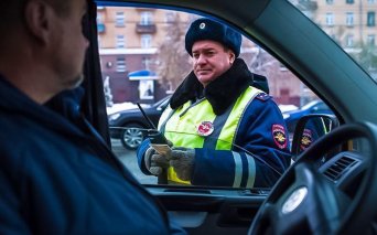 Лишение прав сотрудником ГИБДД